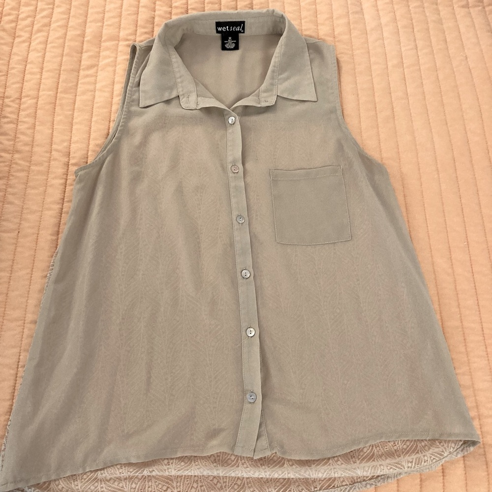 Wet Seal Sleeveless Top Size M